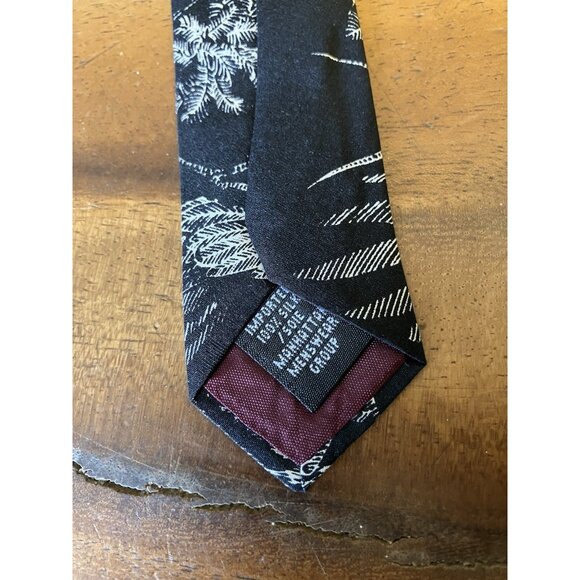 World Wildlife Fund (WWF) Men’s Necktie 56" Length 4" Width Eagles 100% Silk - Picture 4 of 5